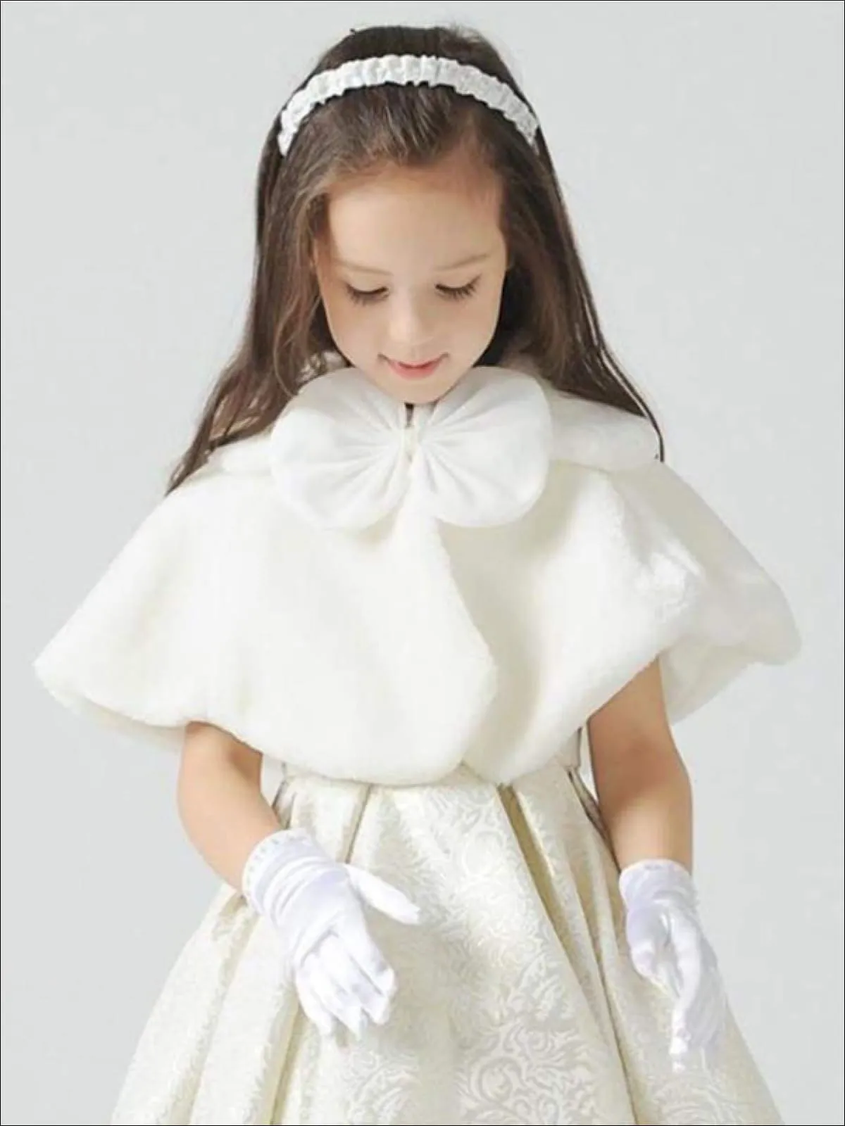 Girls Short White Pearl Gloves